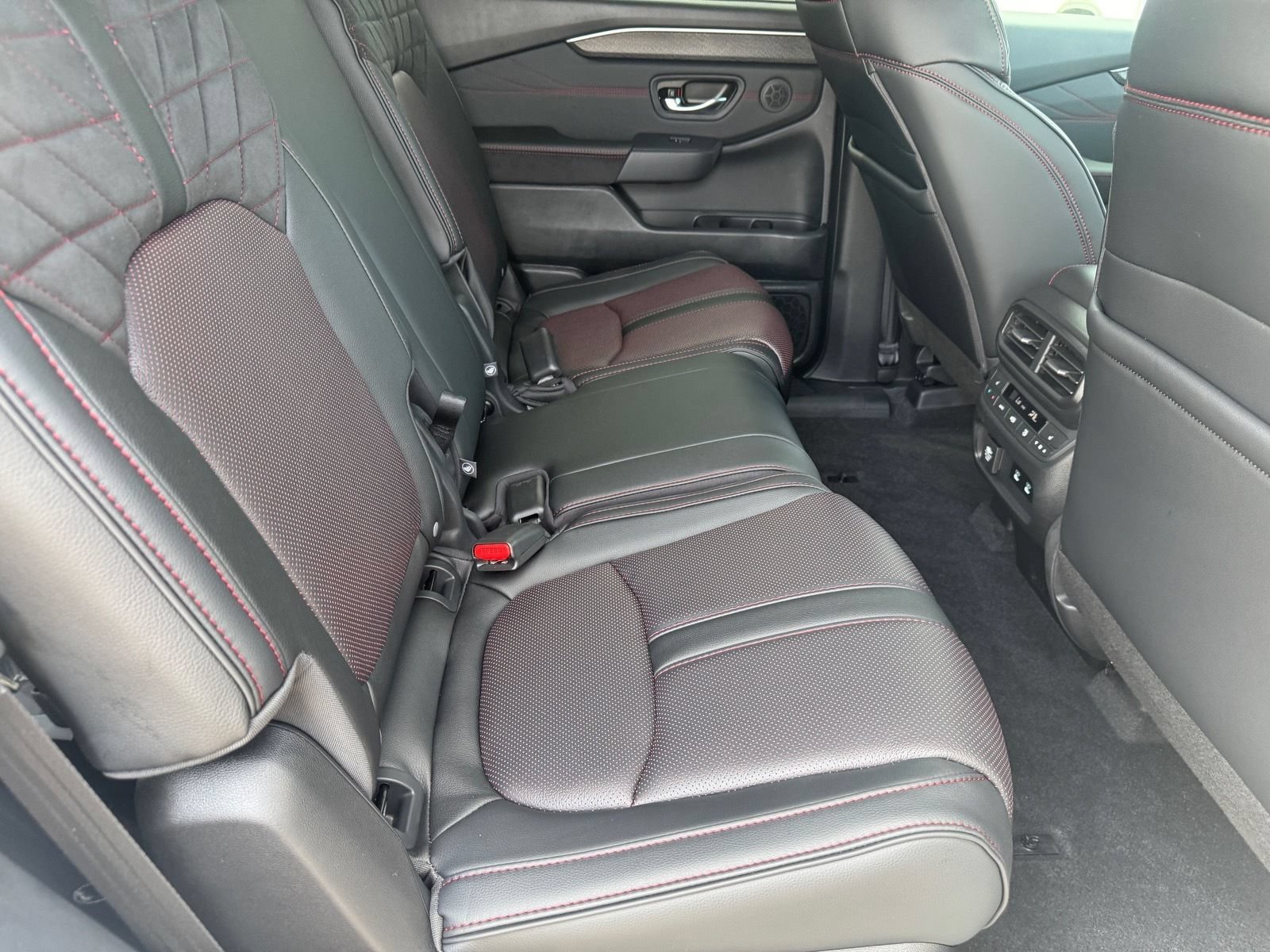 New 2026 Honda Pilot Black Edition image 14