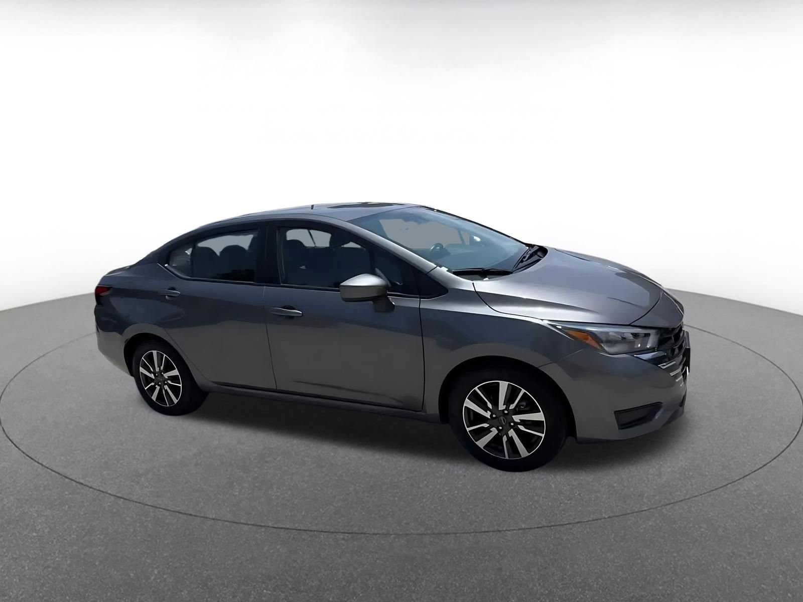 Used 2025 Nissan Versa SV FWD video 2
