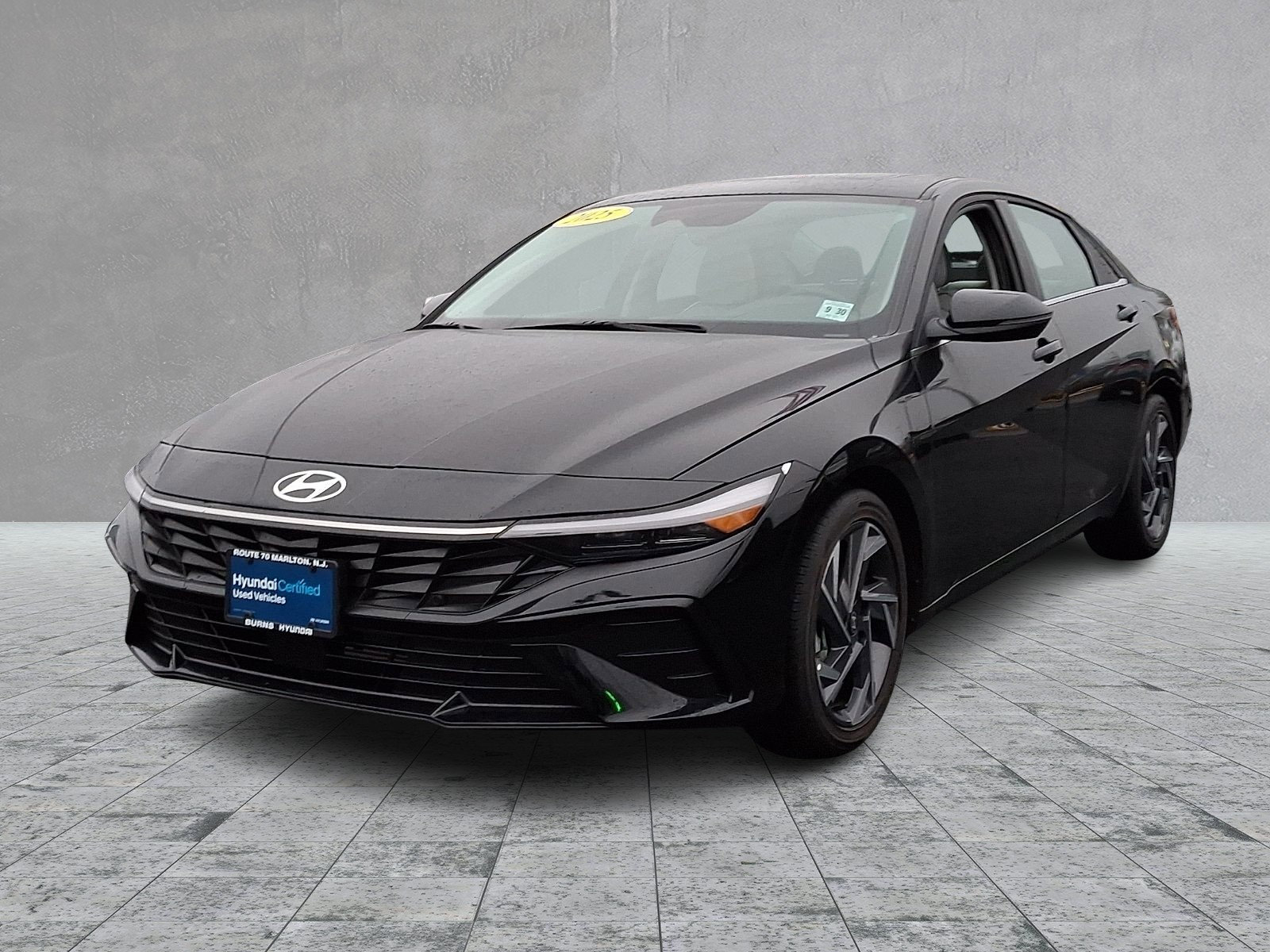 Used 2025 Hyundai Elantra Limited image 6