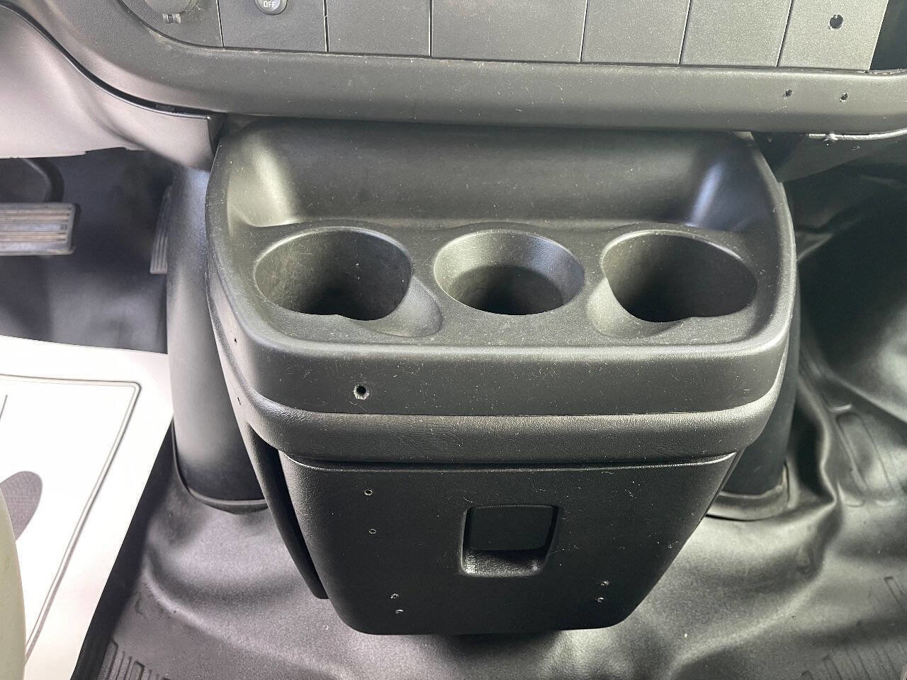 Used 2014 GMC Savana 1500 AWD image 18