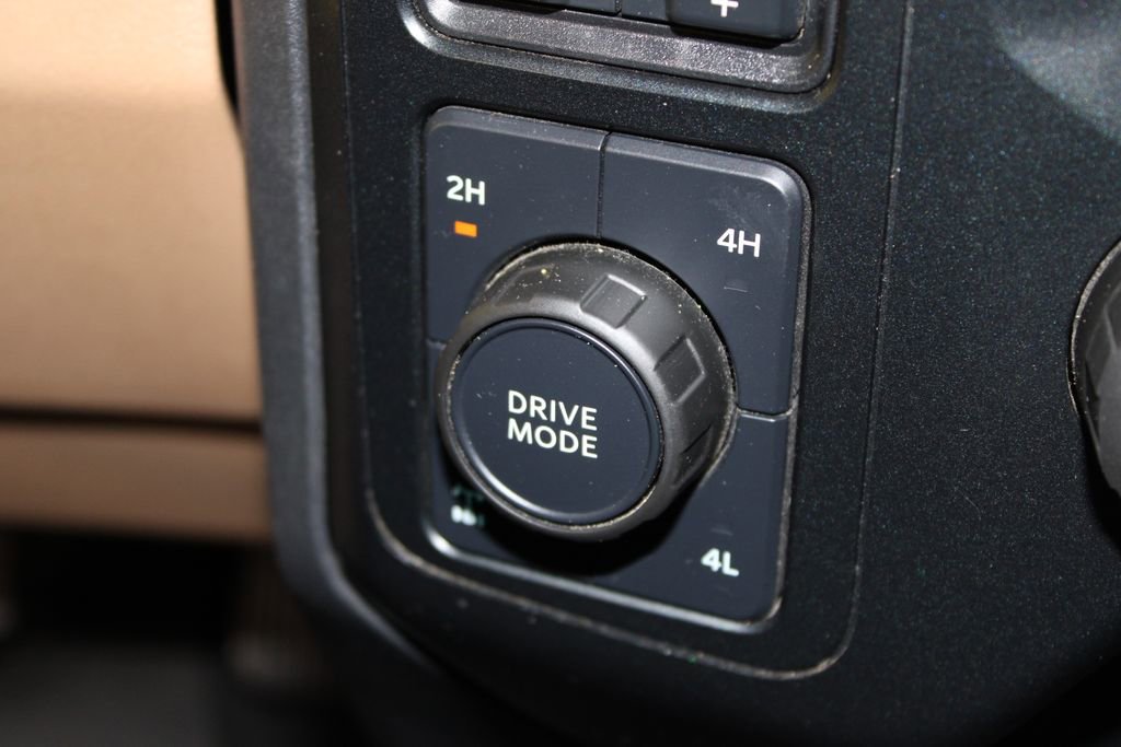 Used 2023 Ford F350 XLT w/ 360-Degree Camera Package image 40