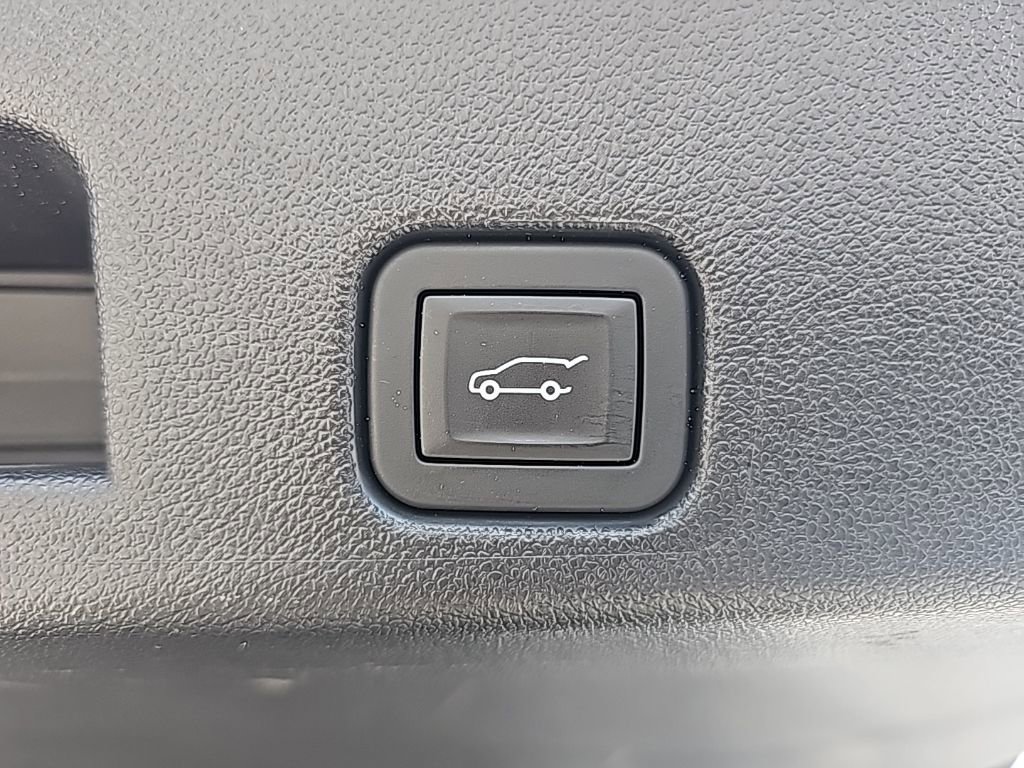 Certified 2025 GMC Acadia Elevation image 7