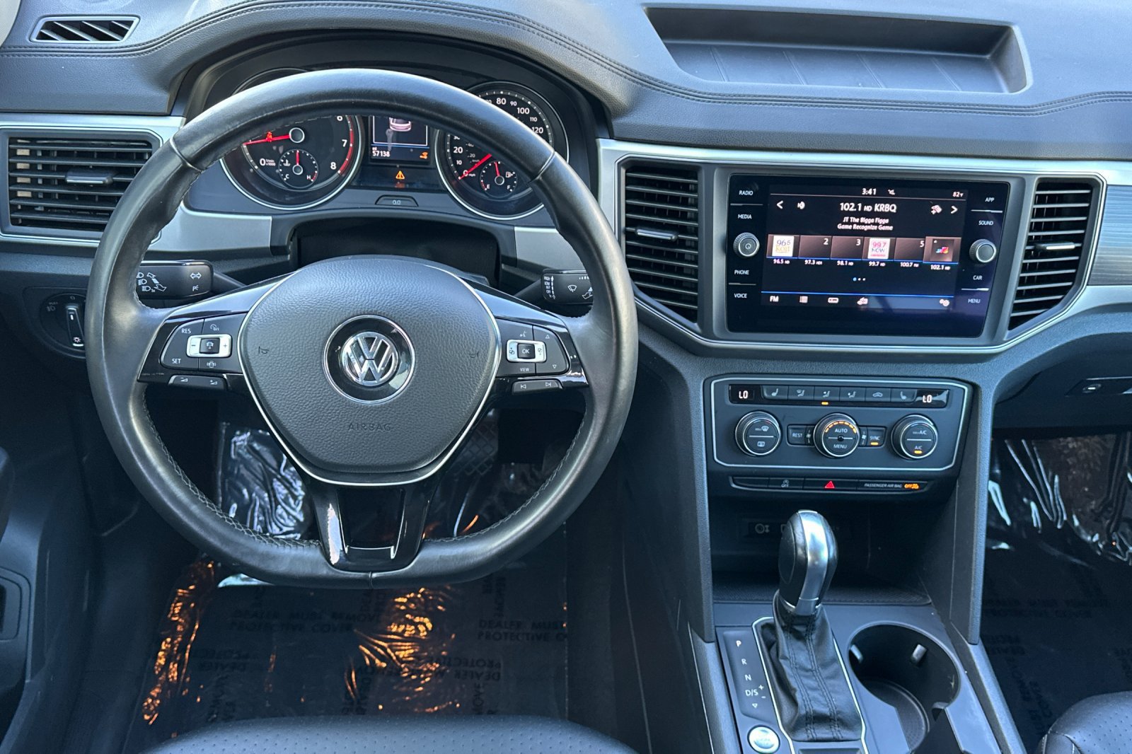 Used 2019 Volkswagen Atlas SE w/ Towing Package FWD image 16