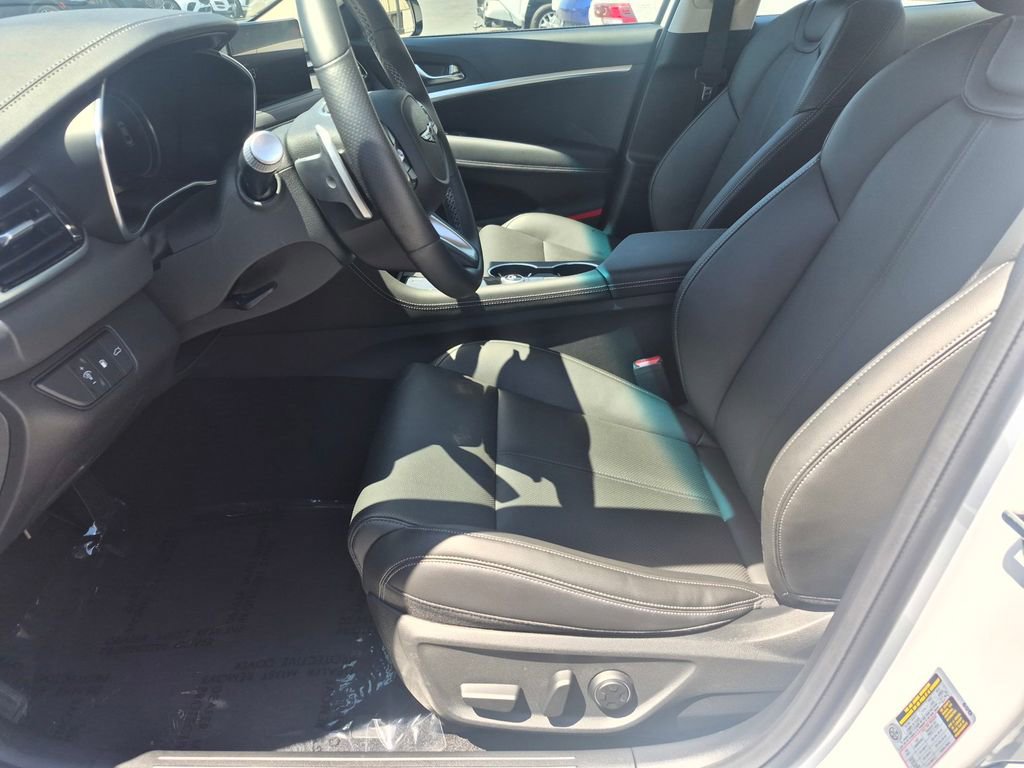 Used 2026 Genesis G70 2.5T image 17