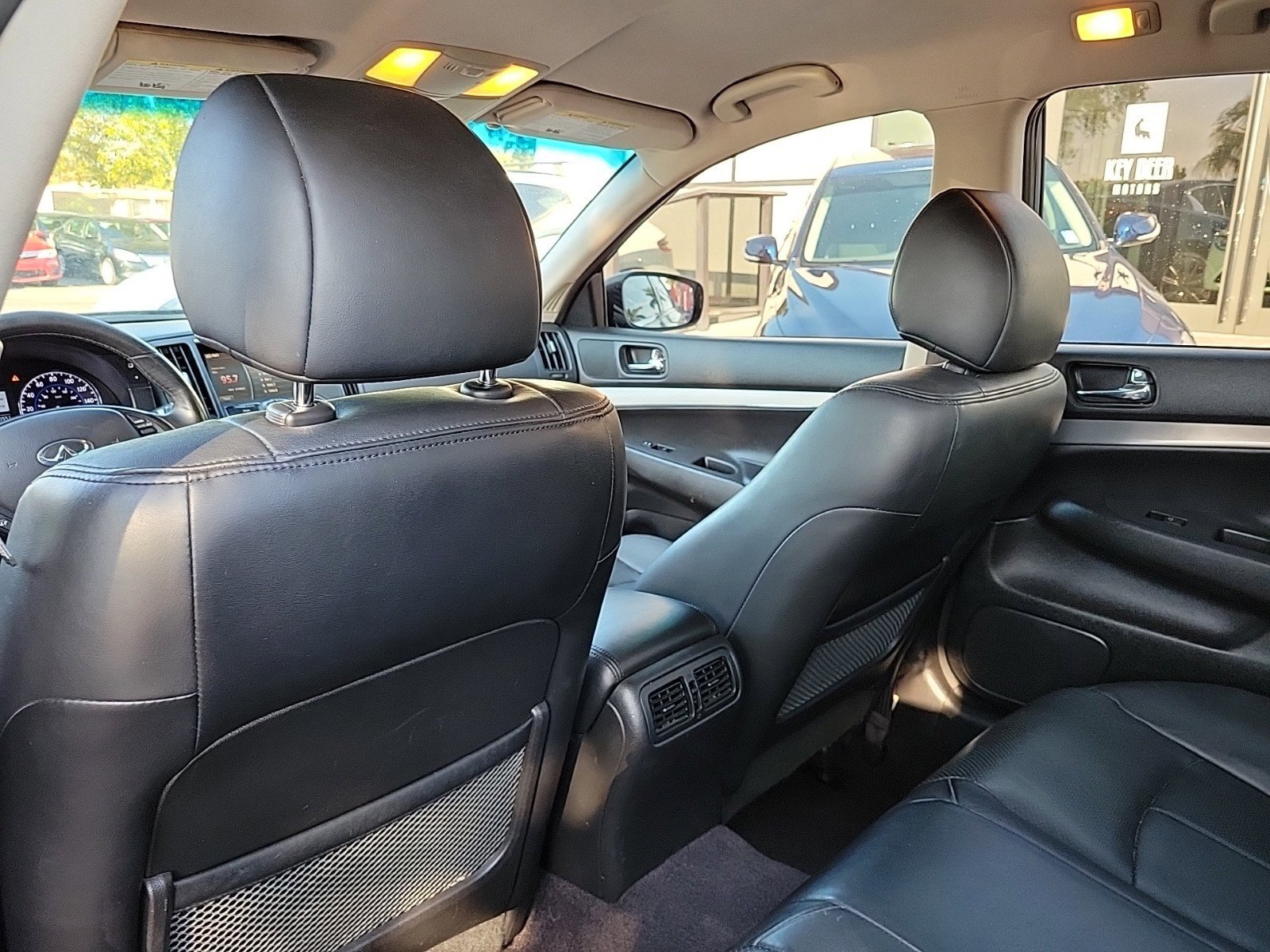 Used 2015 INFINITI Q40 AWD image 11