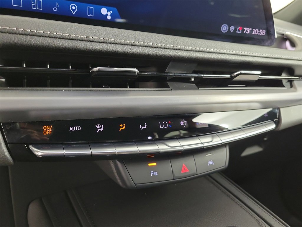 Certified 2025 Cadillac XT4 Premium Luxury image 27