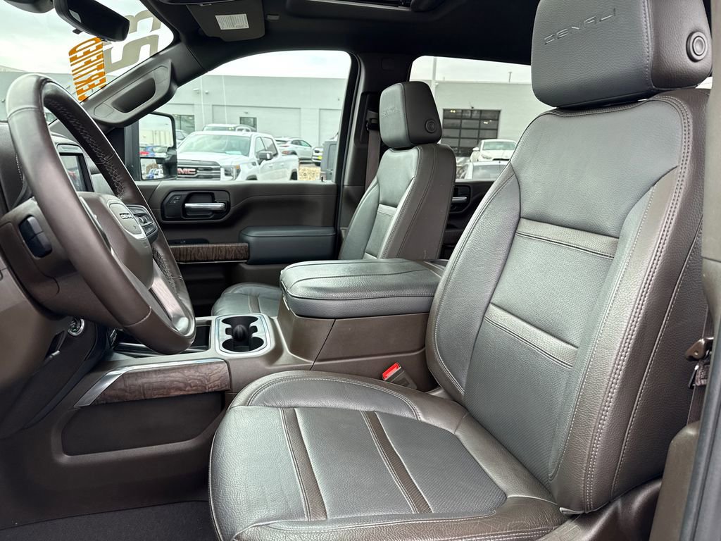 Certified 2023 GMC Sierra 3500 Denali w/ Denali Ultimate Package image 18