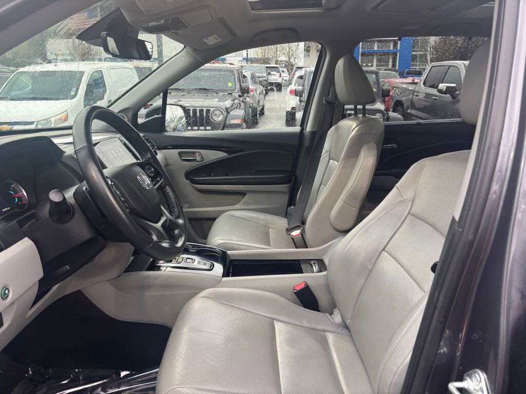 Used 2022 Honda Pilot Elite image 18