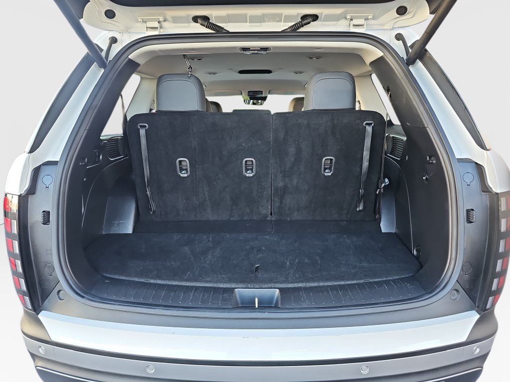 Used 2026 Hyundai Palisade SEL FWD image 22