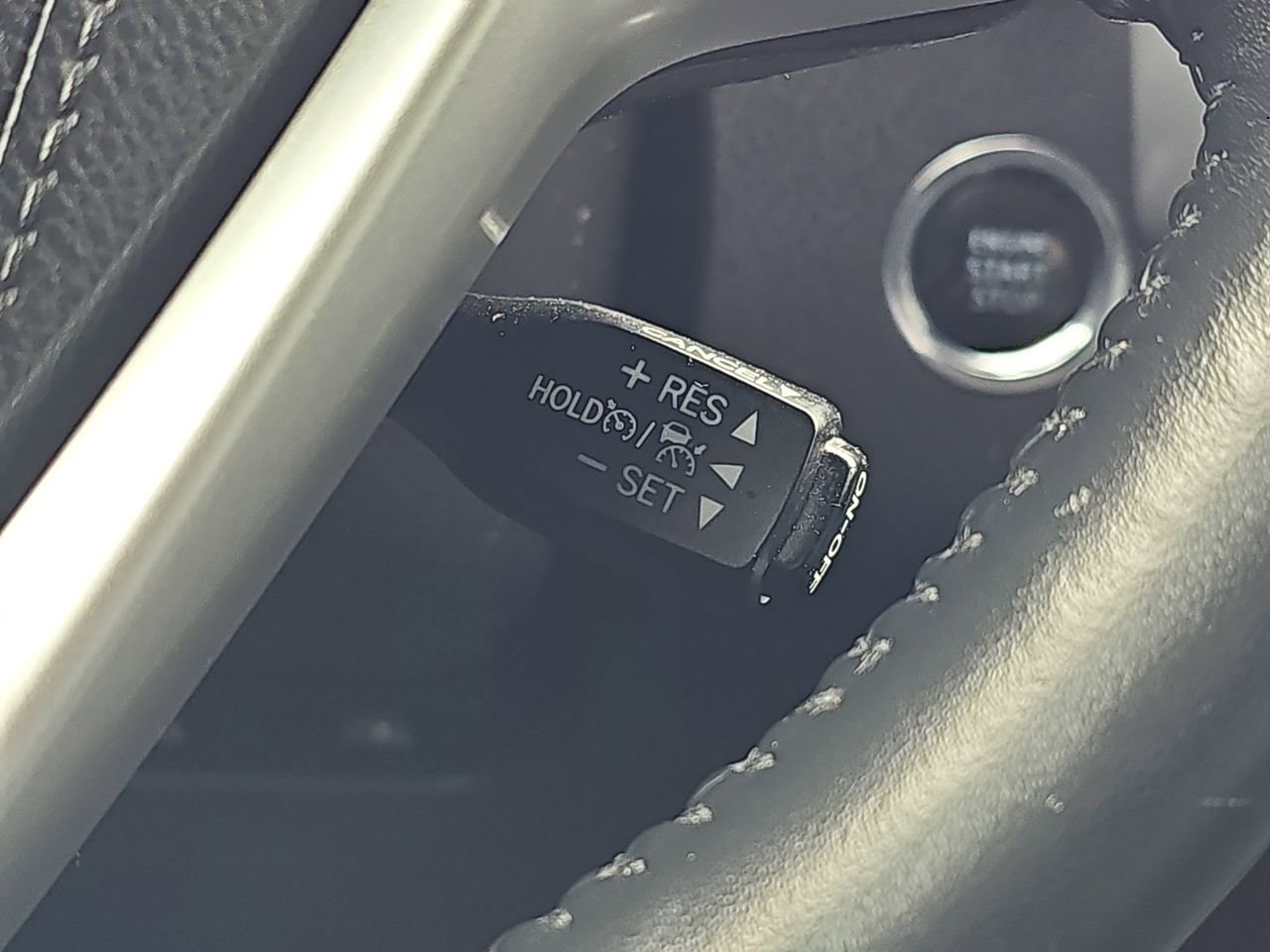 Used 2017 Toyota Highlander XLE w/ Protection Package #3 image 25