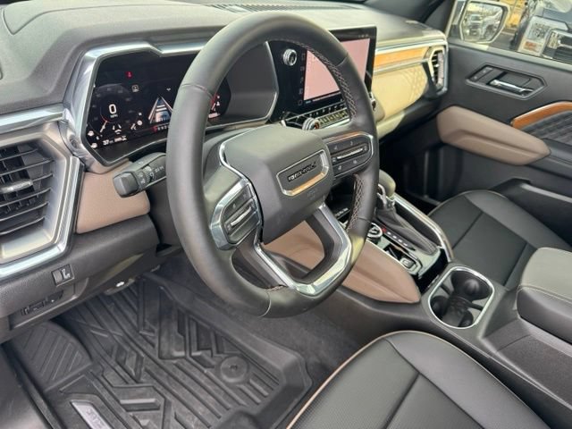 Certified 2025 GMC Canyon Denali w/ LPO, Denali Black Edition AWD/4WD image 12