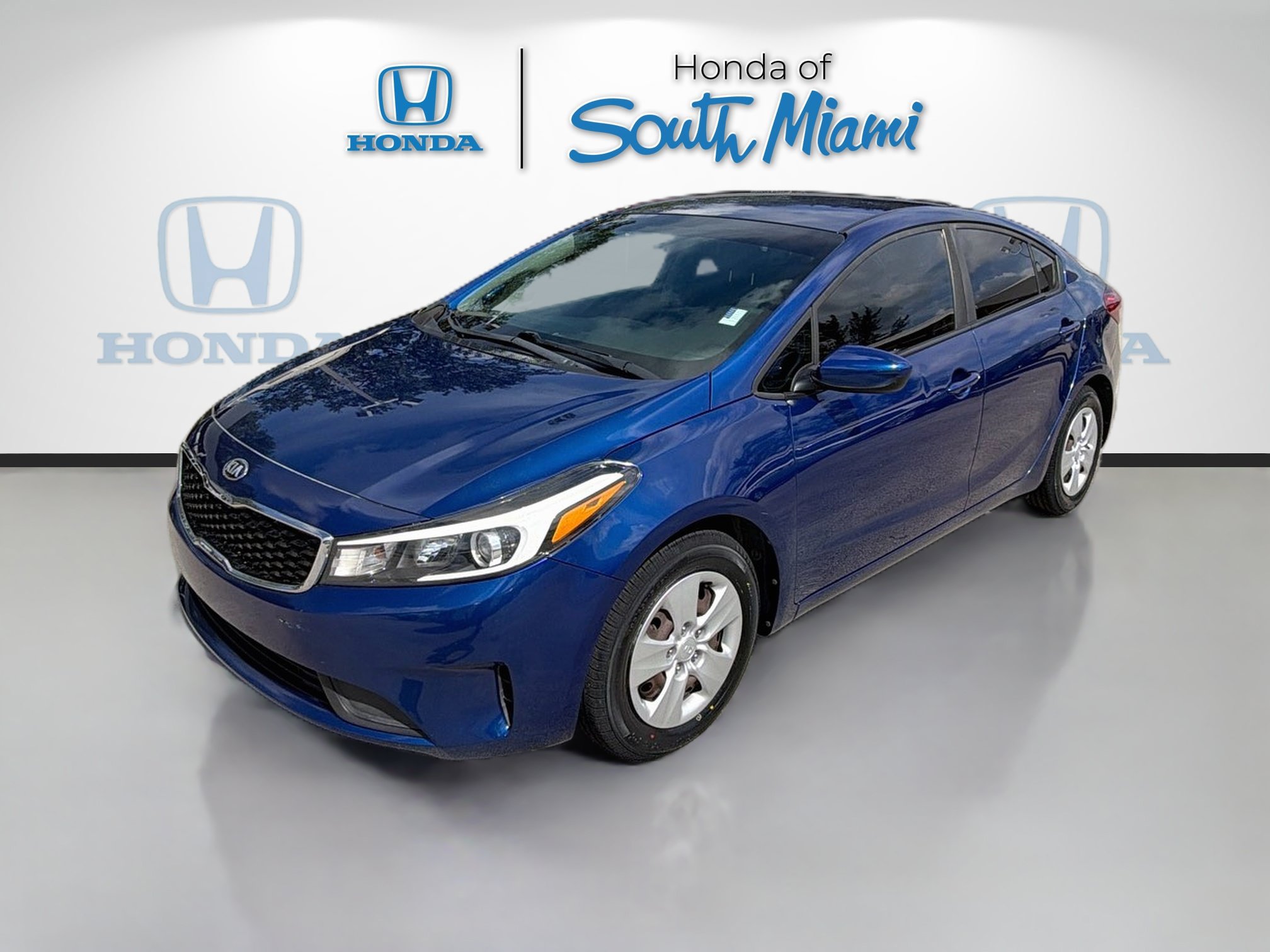 Used 2018 Kia Forte LX w/ LX Rear Camera Package FWD image 3