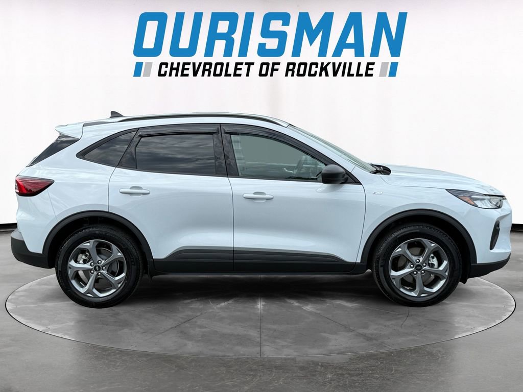 Used 2025 Ford Escape ST-Line w/ Tech Pack #1 image 7