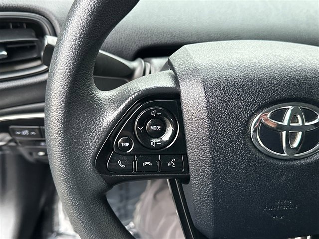 Certified 2022 Toyota Prius LE image 26