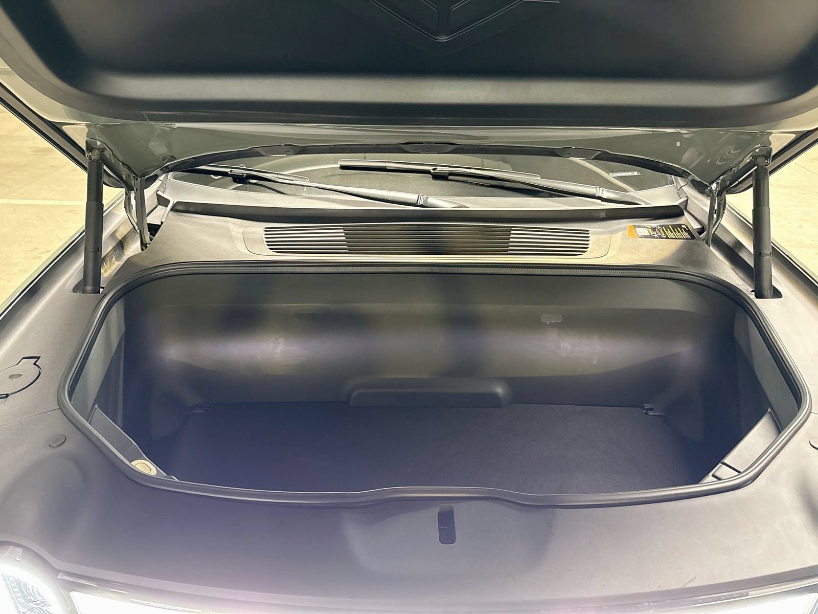 Used 2022 Rivian R1T Launch Edition AWD/4WD image 32