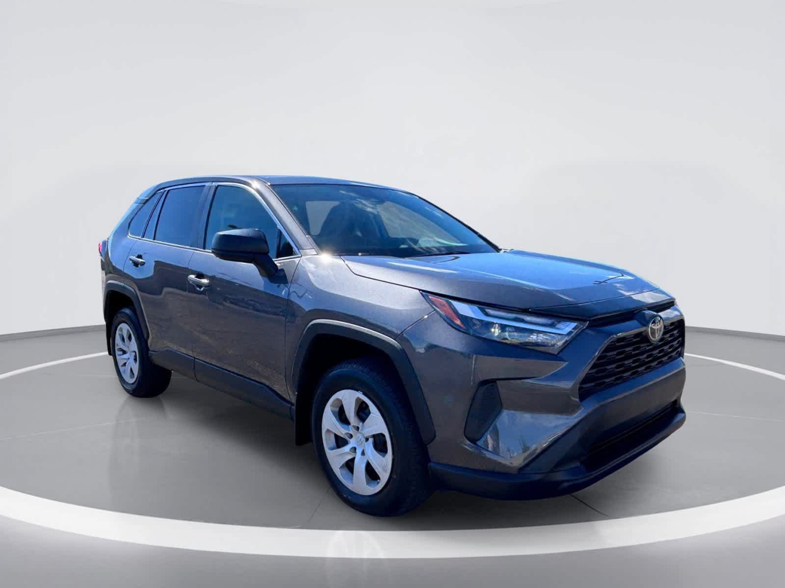 Used 2024 Toyota RAV4 LE AWD/4WD image 10