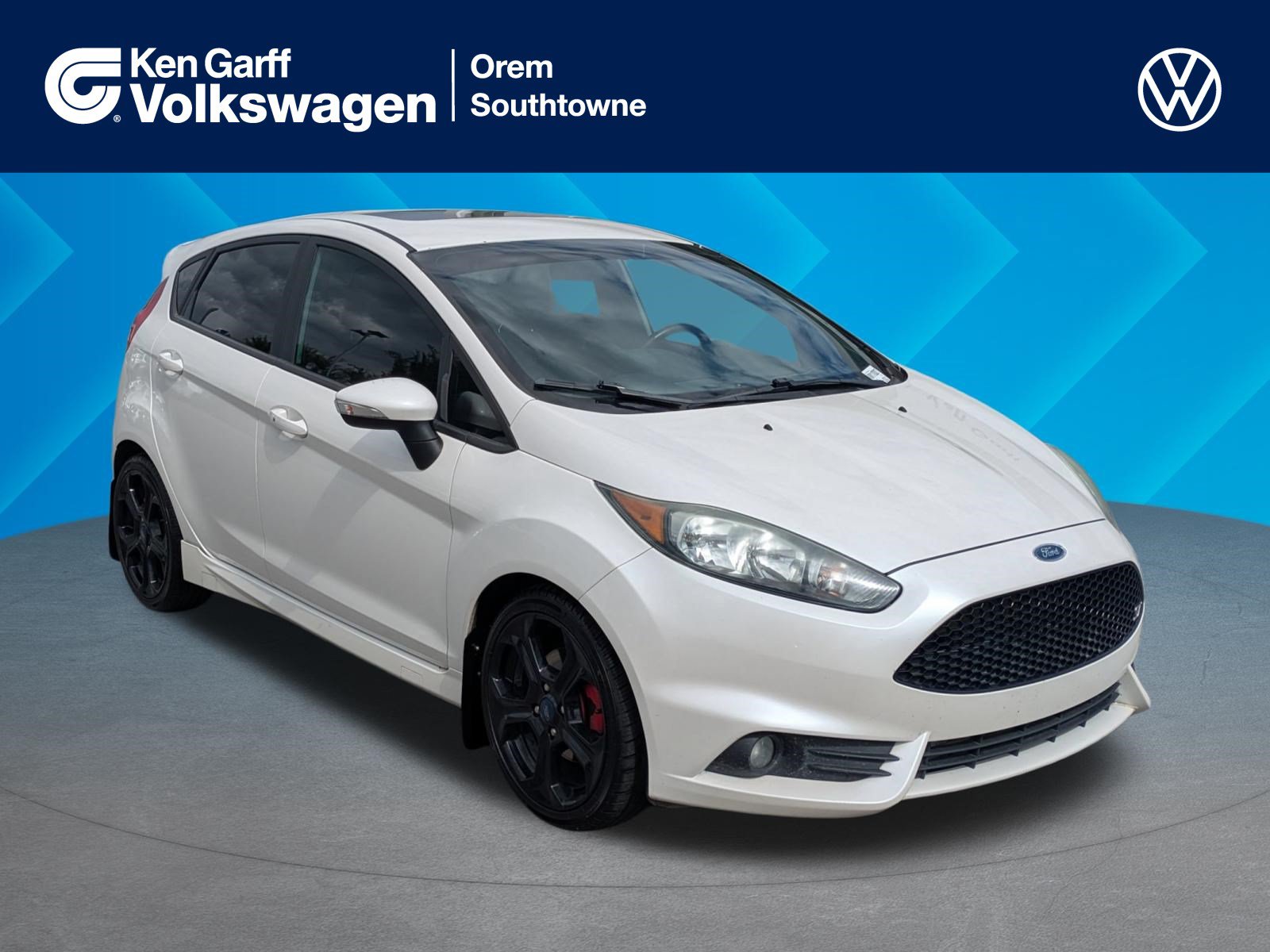 Used 2019 Ford Fiesta ST FWD image 1