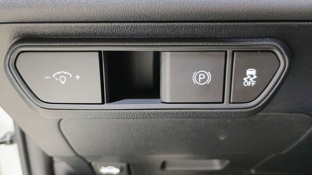 Used 2025 Kia K4 GT-Line Turbo image 12