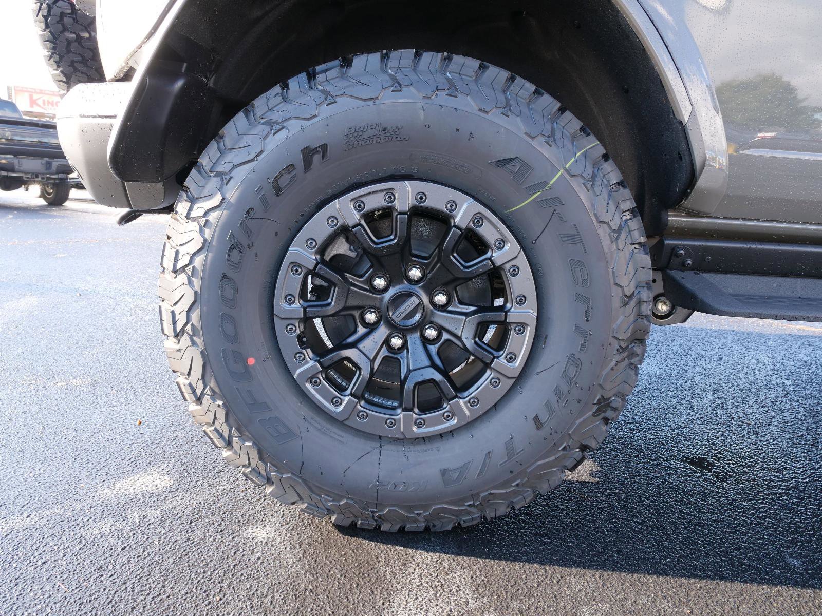 New 2025 Ford Bronco Raptor w/ Interior Carbon Fiber Pack image 11
