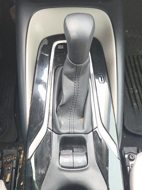 Used 2021 Toyota Corolla LE image 27