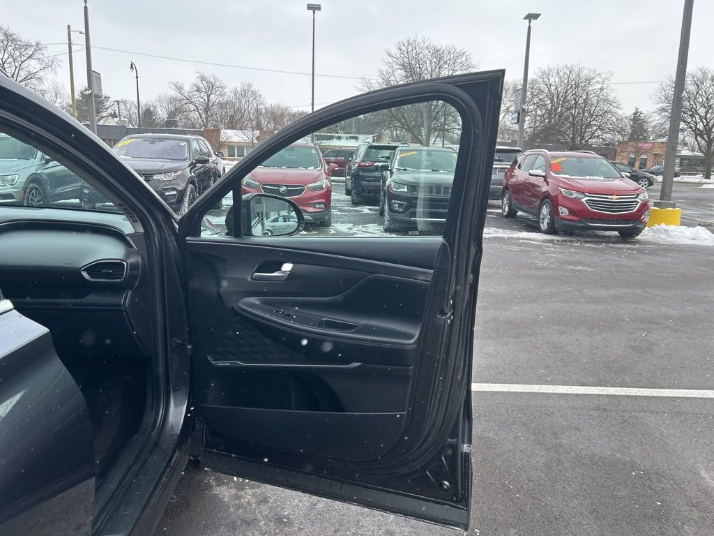 Used 2022 Hyundai Santa Fe Limited image 15