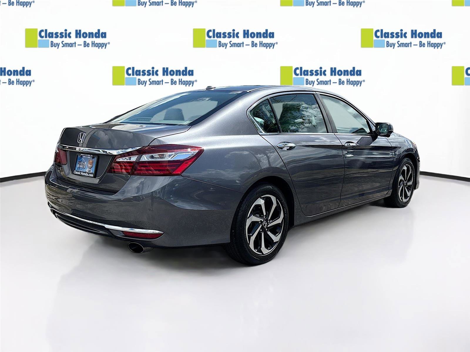 Certified 2017 Honda Accord EX image 8