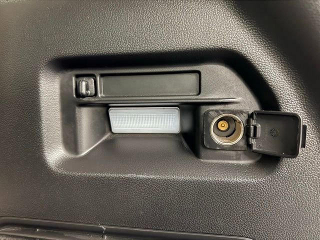 Used 2021 Ford Explorer 2WD image 32