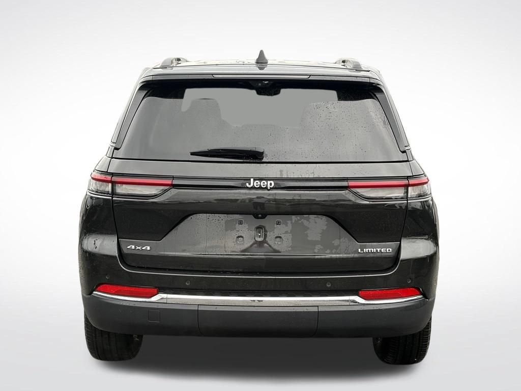 Used 2023 Jeep Grand Cherokee Limited w/ Luxury Tech Group II AWD/4WD image 8