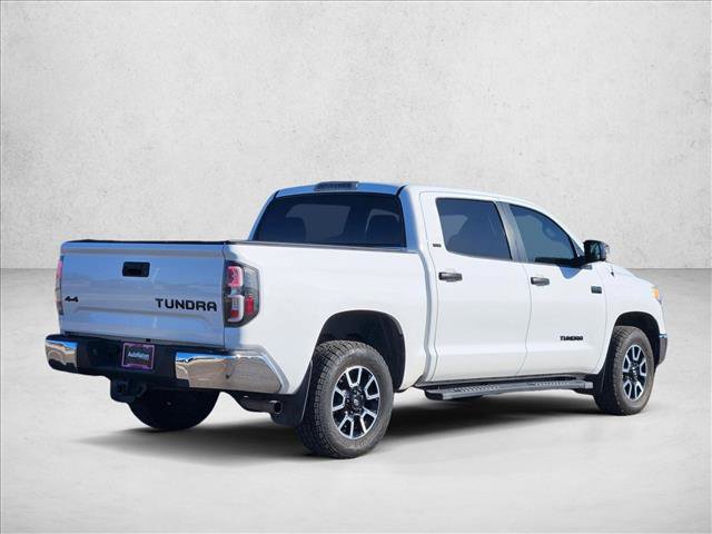 Used 2015 Toyota Tundra SR5 w/ SR5 Upgrade Package AWD/4WD image 6