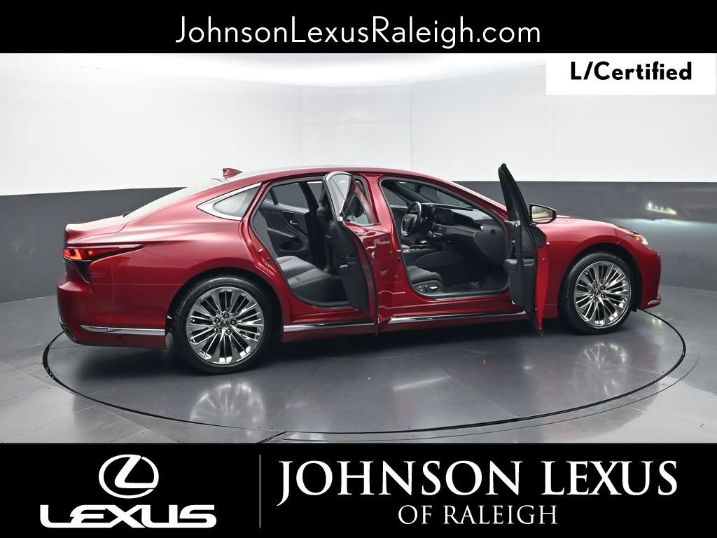 Certified 2021 Lexus LS 500 w/ Accessory Package (Z2) RWD image 33