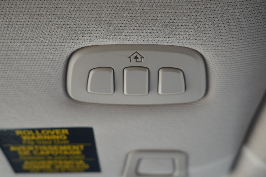Used 2024 Lincoln Corsair AWD w/ Equipment Group 101A image 27