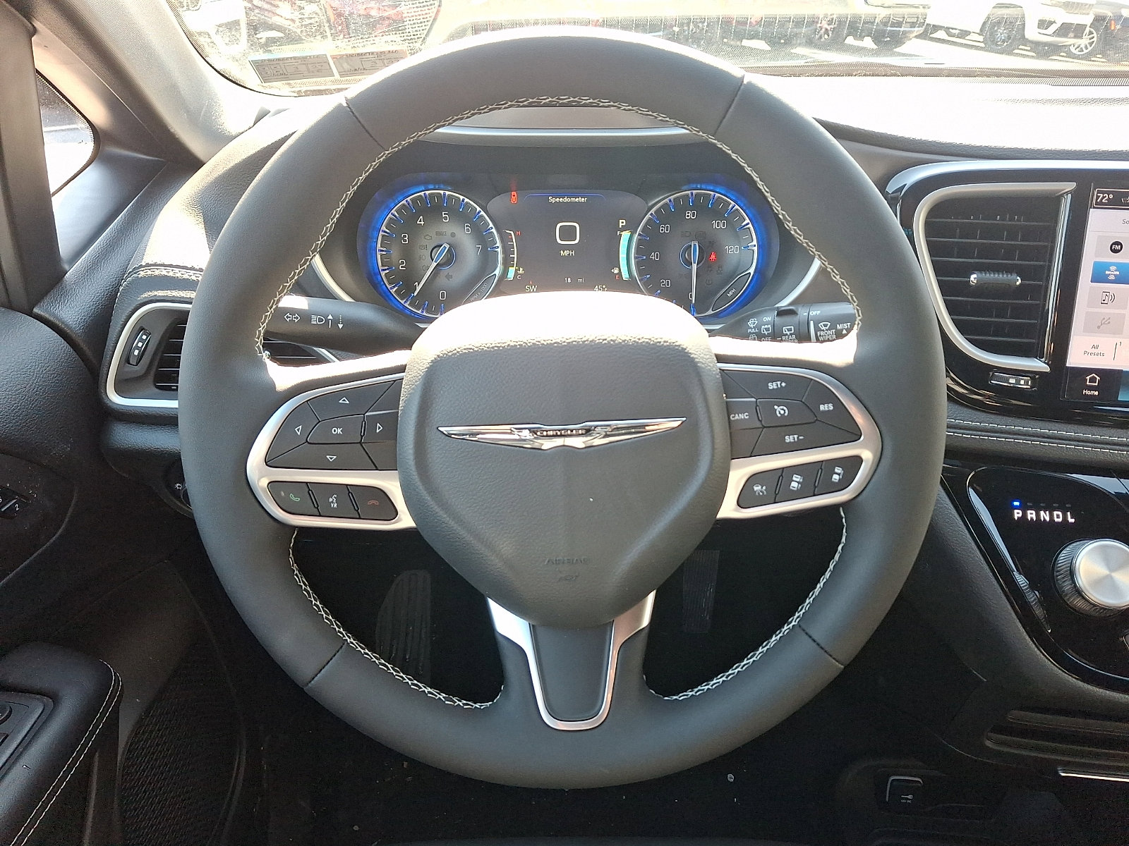 New 2026 Chrysler Pacifica Select image 13