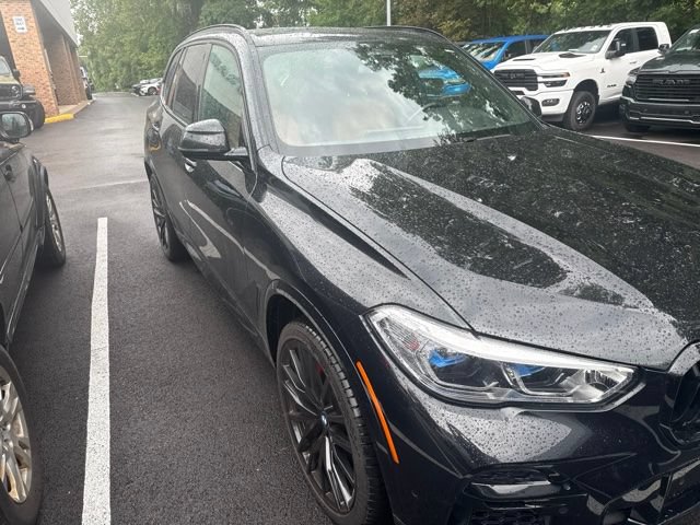 Used 2022 BMW X5 xDrive40i w/ M Sport Package AWD/4WD image 5