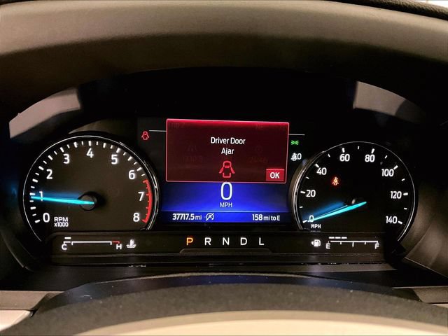 Used 2021 Ford Explorer XLT w/ Equipment Group 202A AWD/4WD image 19