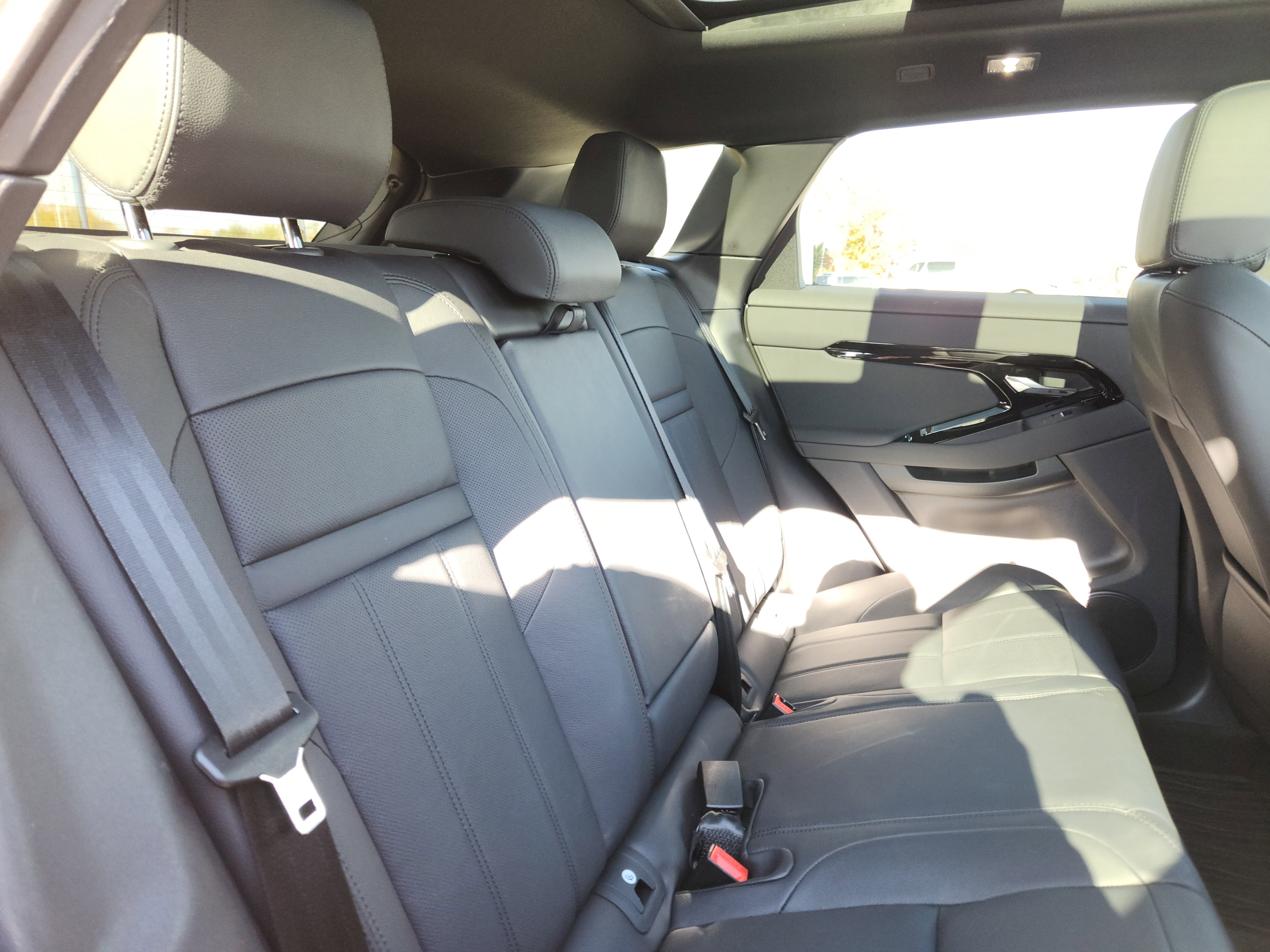 Certified 2026 Land Rover Range Rover Evoque S image 15