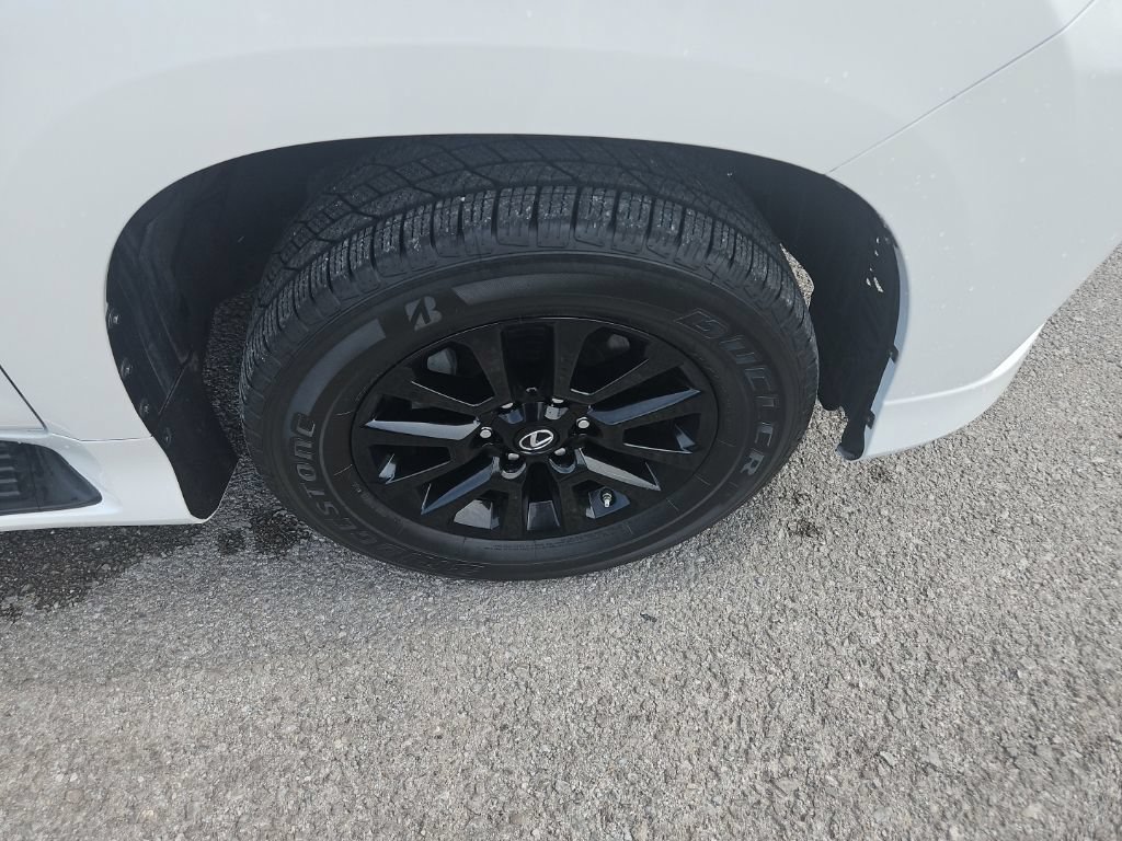 Used 2022 Lexus GX 460 w/ Black Line Special Edition AWD/4WD image 10