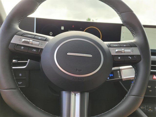 New 2025 Hyundai Sonata Limited image 11