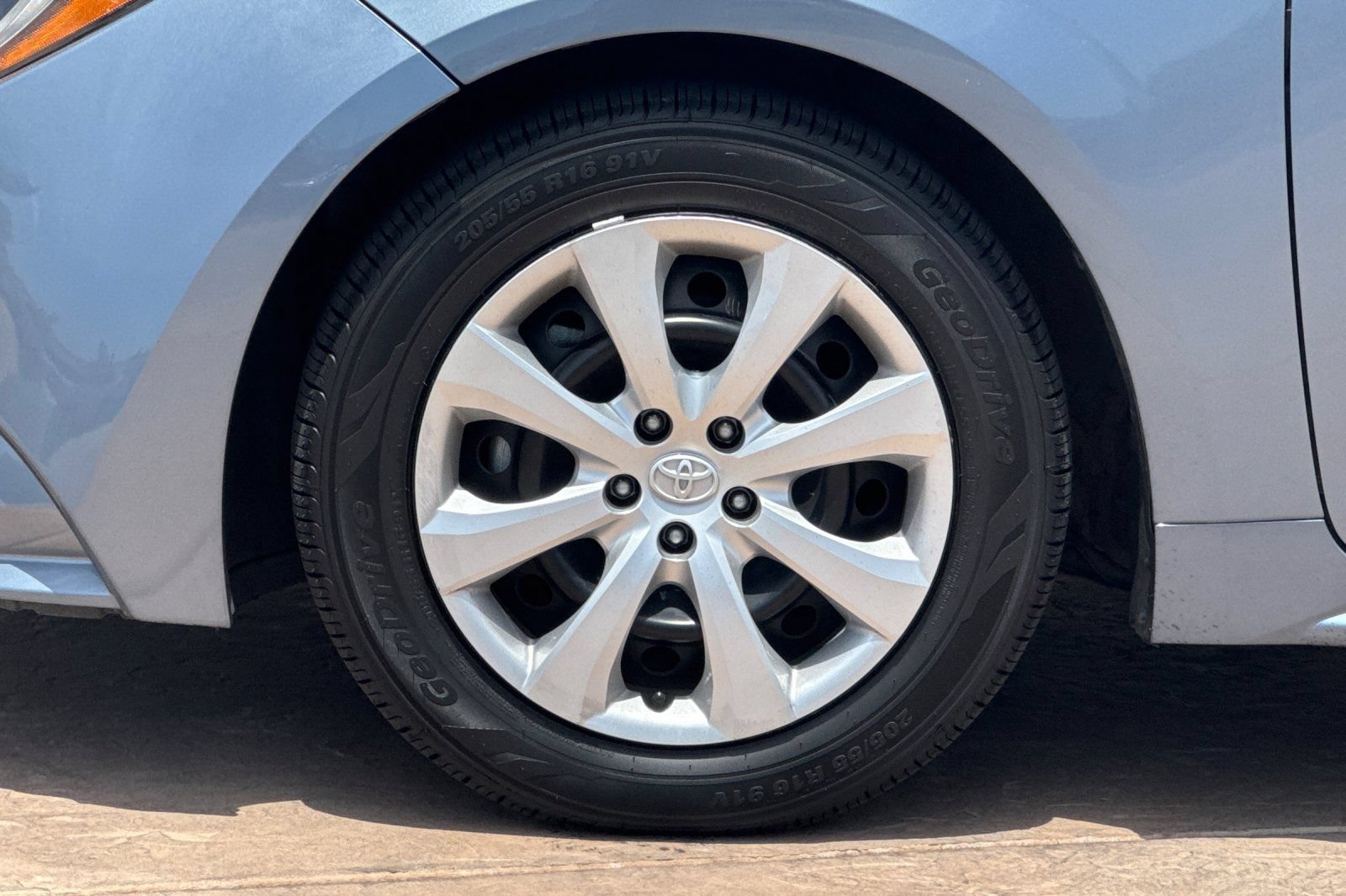 Certified 2024 Toyota Corolla LE FWD image 32