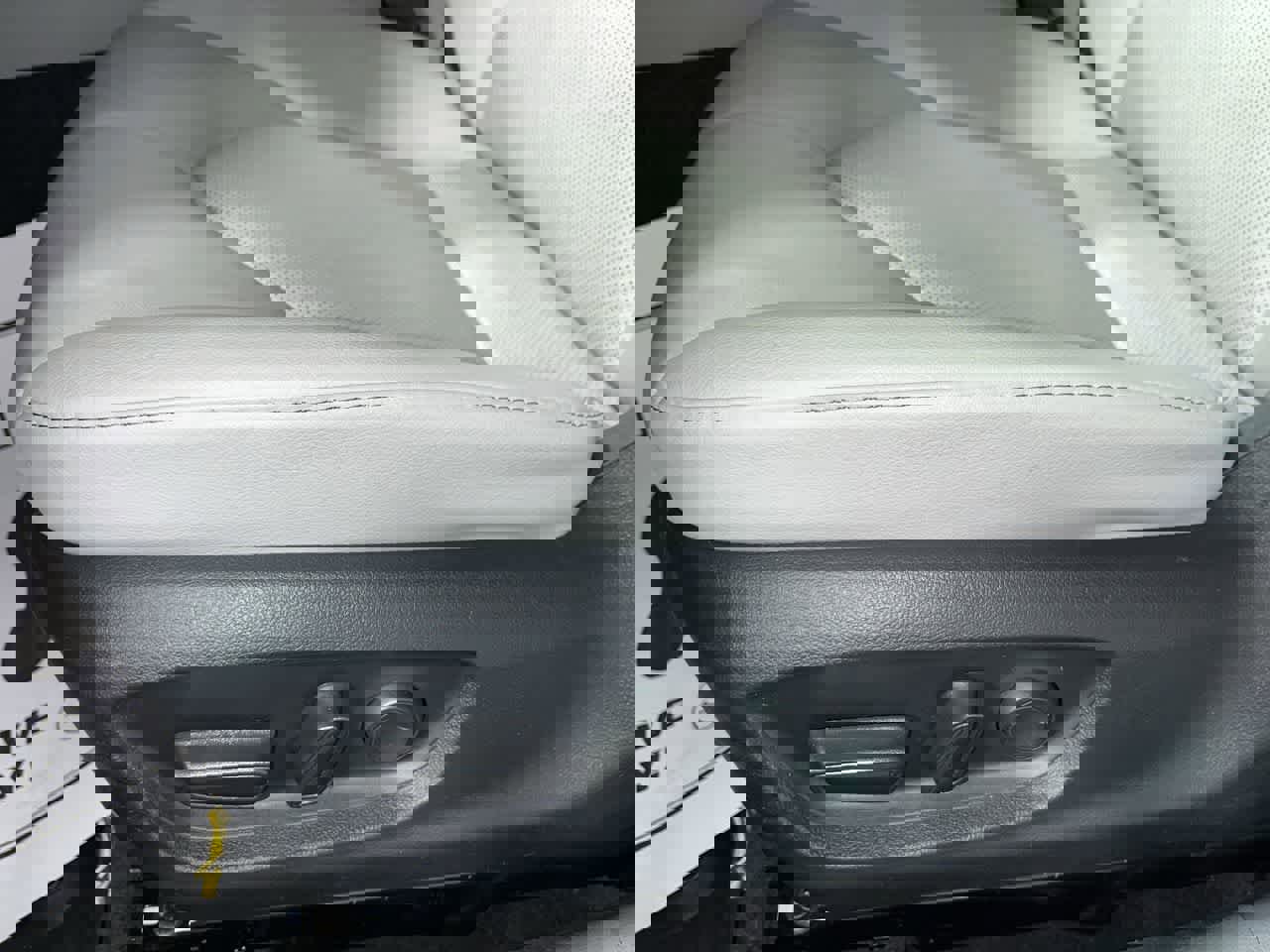 Used 2024 Toyota Camry XLE w/ Navigation Package image 13