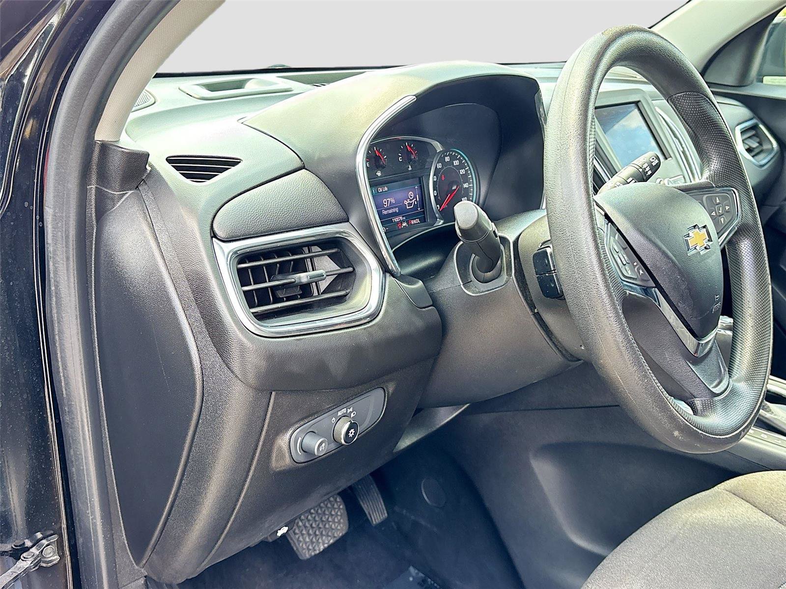 Used 2020 Chevrolet Equinox LT AWD/4WD image 10