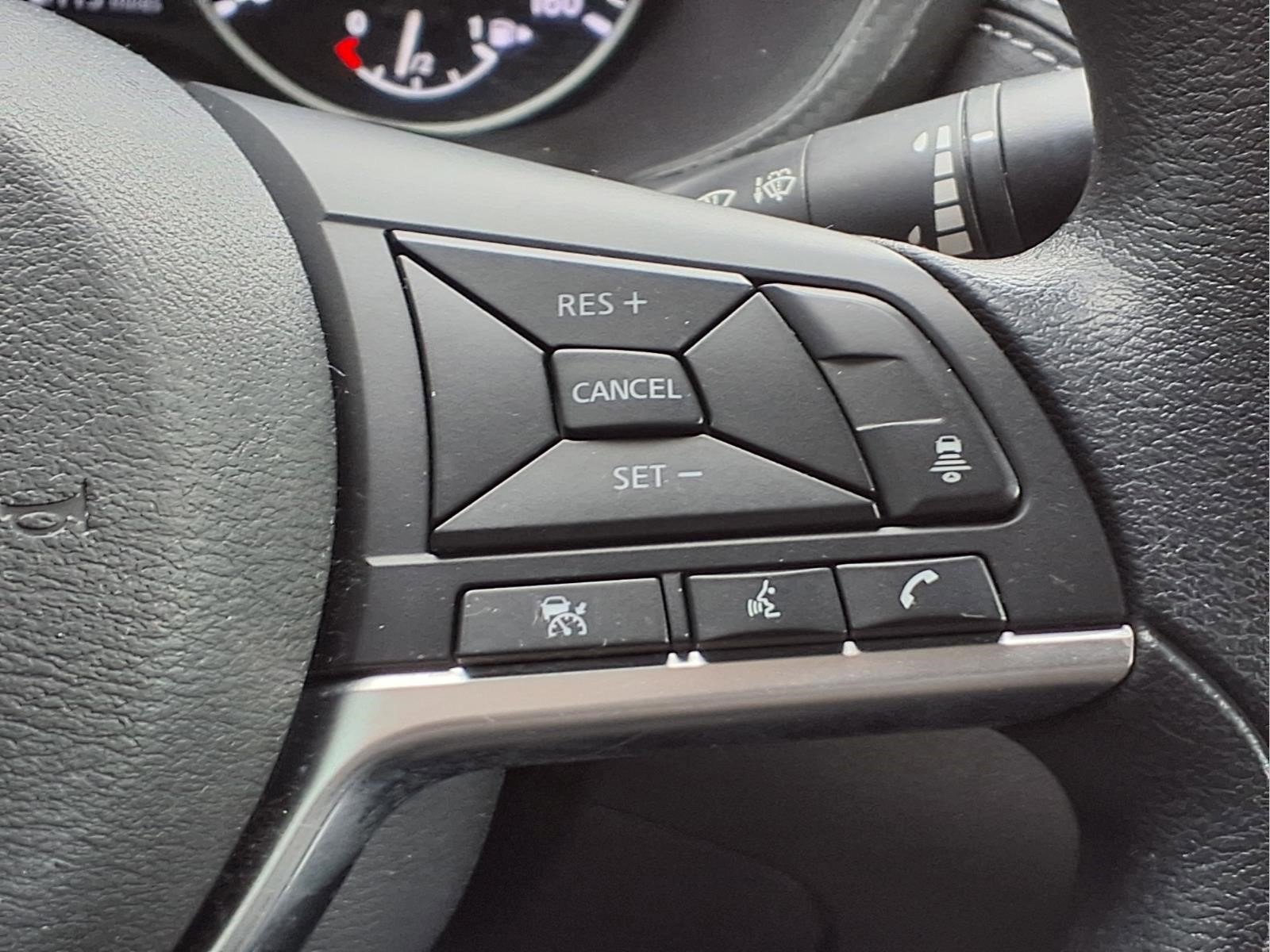 Certified 2023 Nissan Sentra SV FWD image 23