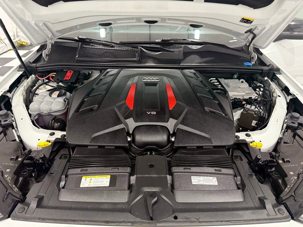 Used 2021 Audi SQ7 Premium Plus w/ Driver Assistance Package image 10