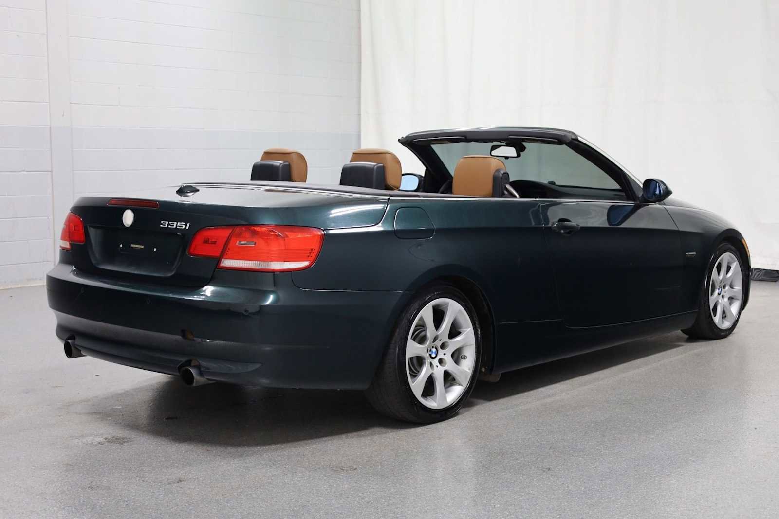 Used 2007 BMW 335i Convertible image 9