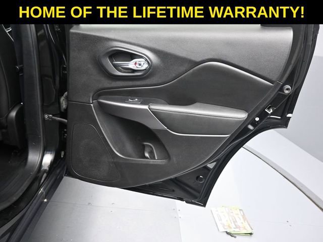 Used 2020 Jeep Cherokee Limited AWD/4WD image 45
