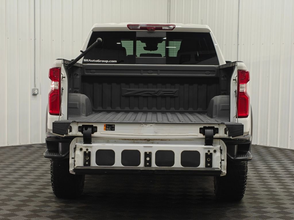Used 2022 Chevrolet Silverado 1500 ZR2 w/ Technology Package image 28
