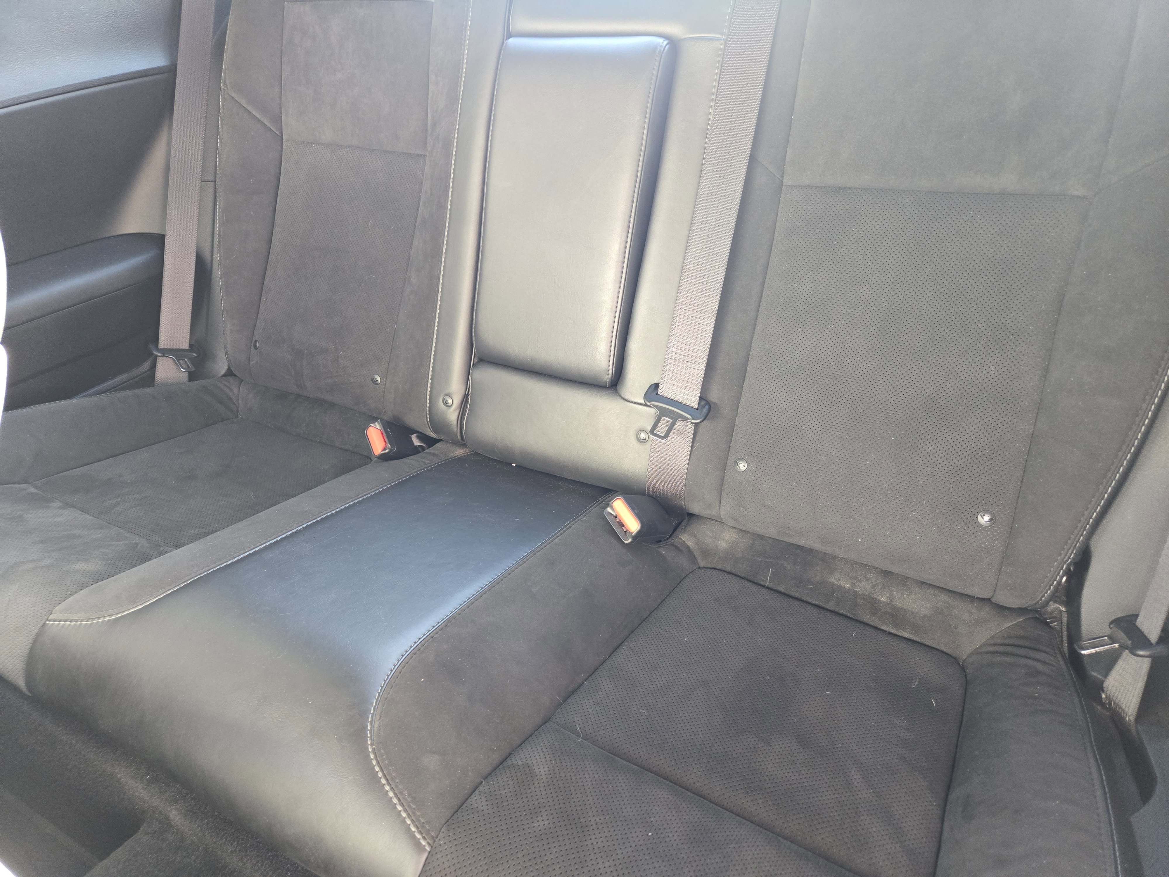 Used 2023 Dodge Challenger R/T w/ Plus Package image 31