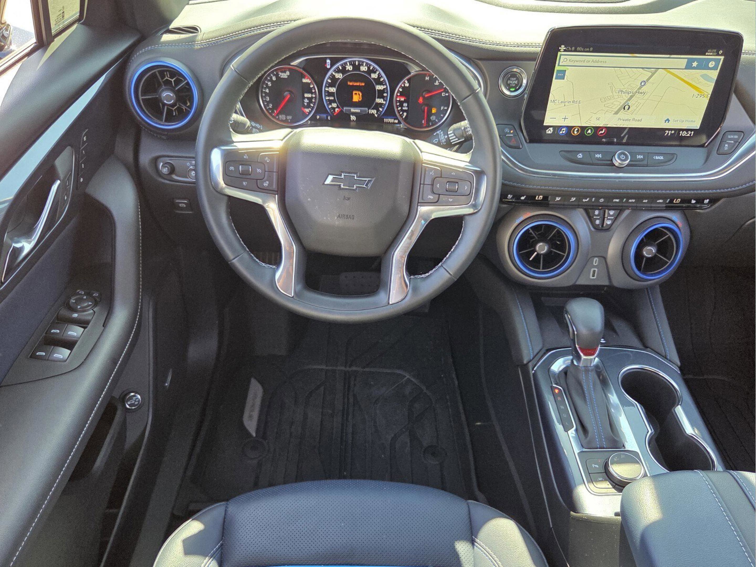 Used 2025 Chevrolet Blazer RS w/ Driver Confidence II Package FWD image 11