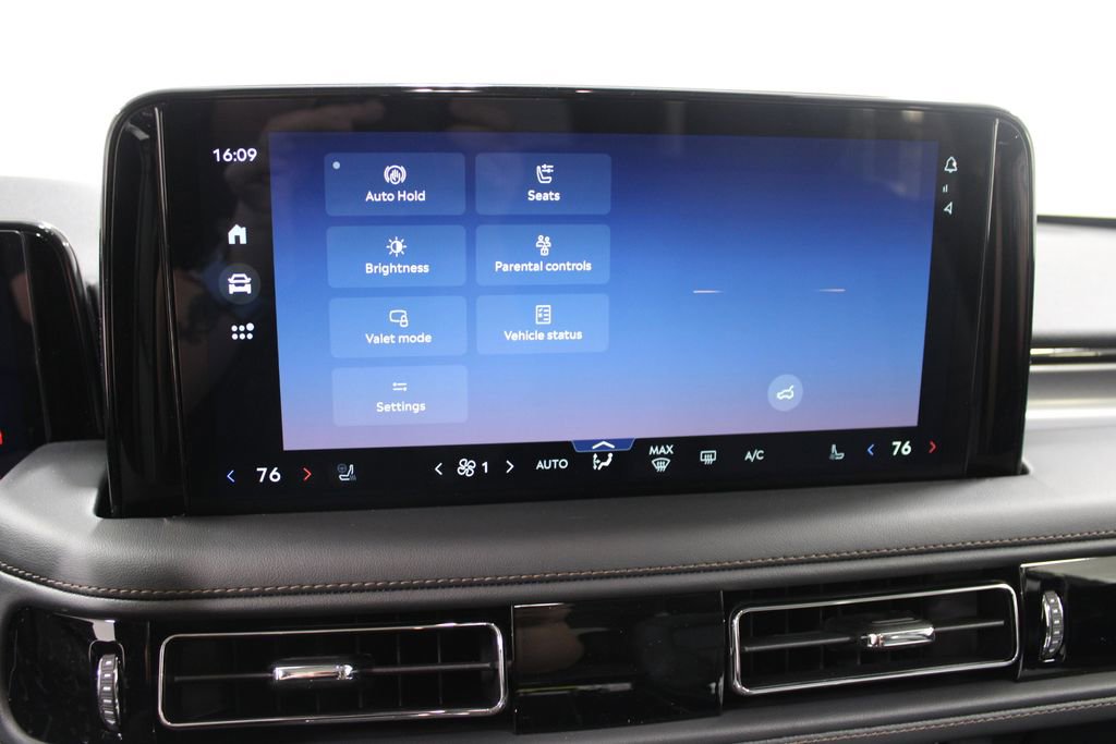 New 2026 Lincoln Aviator 2WD image 53