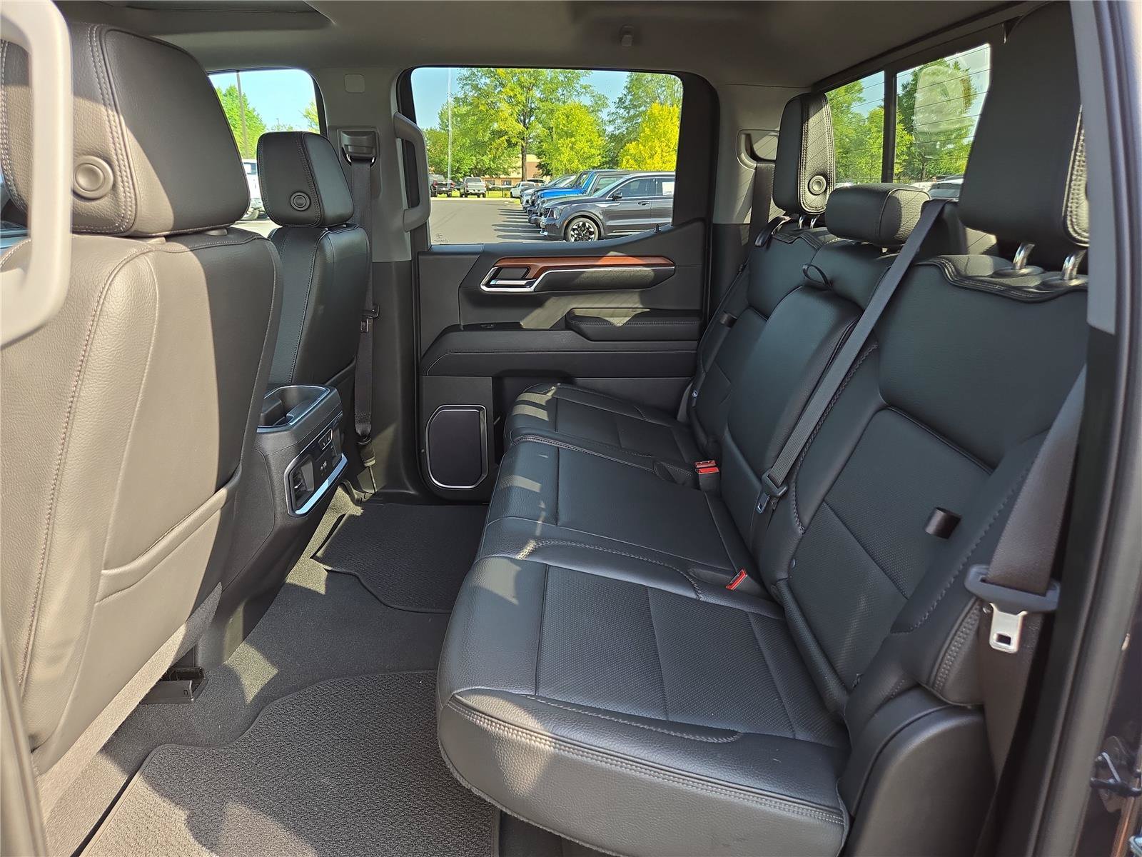 Used 2023 GMC Sierra 1500 Denali w/ Technology Package AWD/4WD image 20
