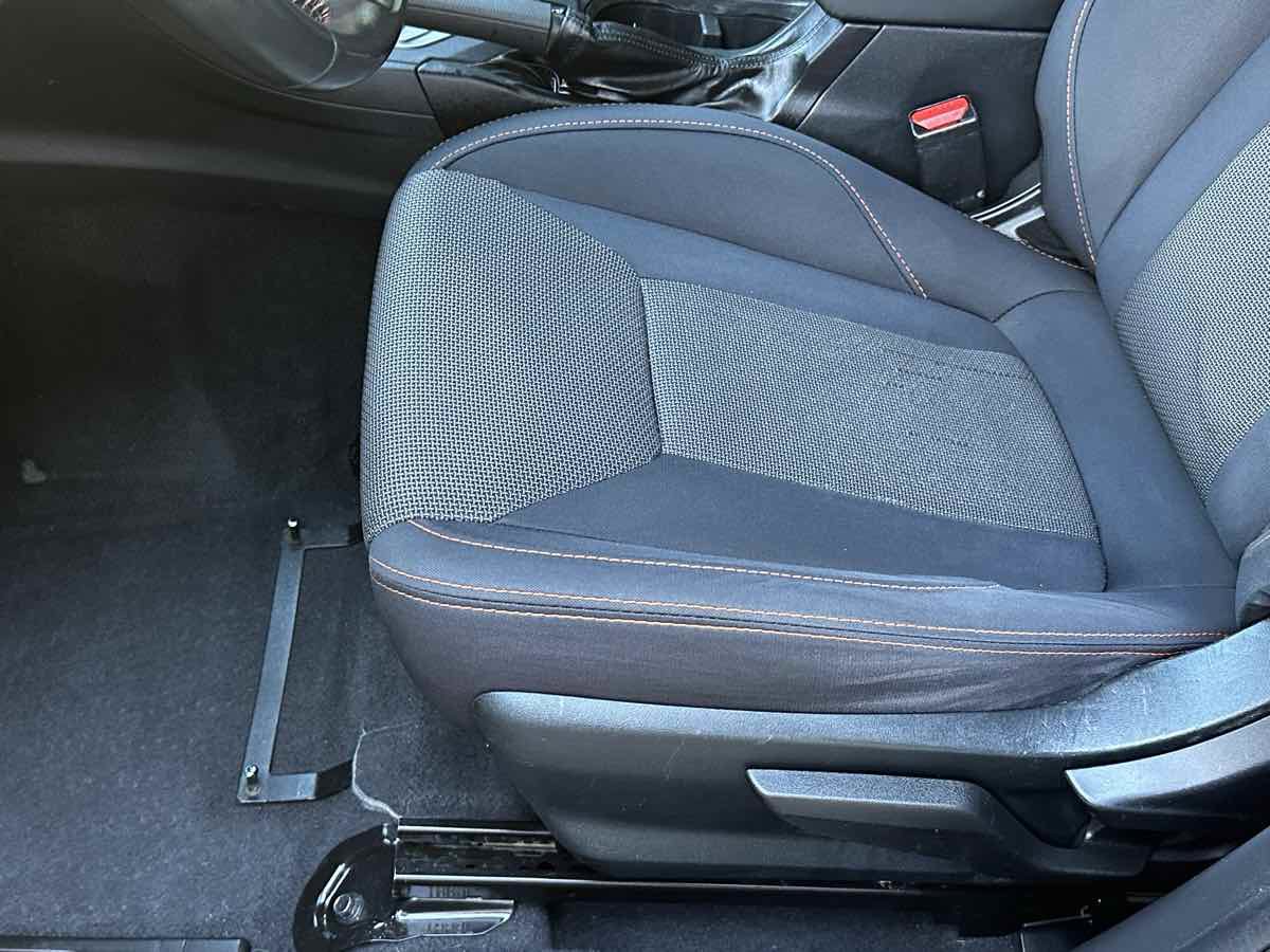 Used 2018 Subaru Crosstrek 2.0i Premium w/ Eyesight System image 23